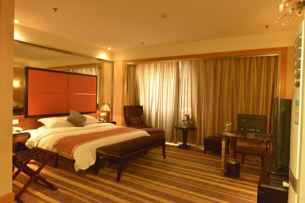Sprot-Life Garden Hotel Vuhan Dış mekan fotoğraf