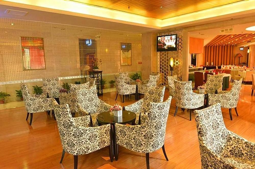 Sprot-Life Garden Hotel Vuhan Dış mekan fotoğraf