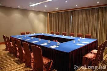 Sprot-Life Garden Hotel Vuhan Dış mekan fotoğraf