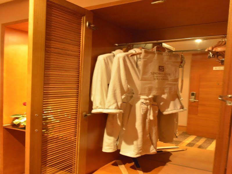 Sprot-Life Garden Hotel Vuhan Dış mekan fotoğraf